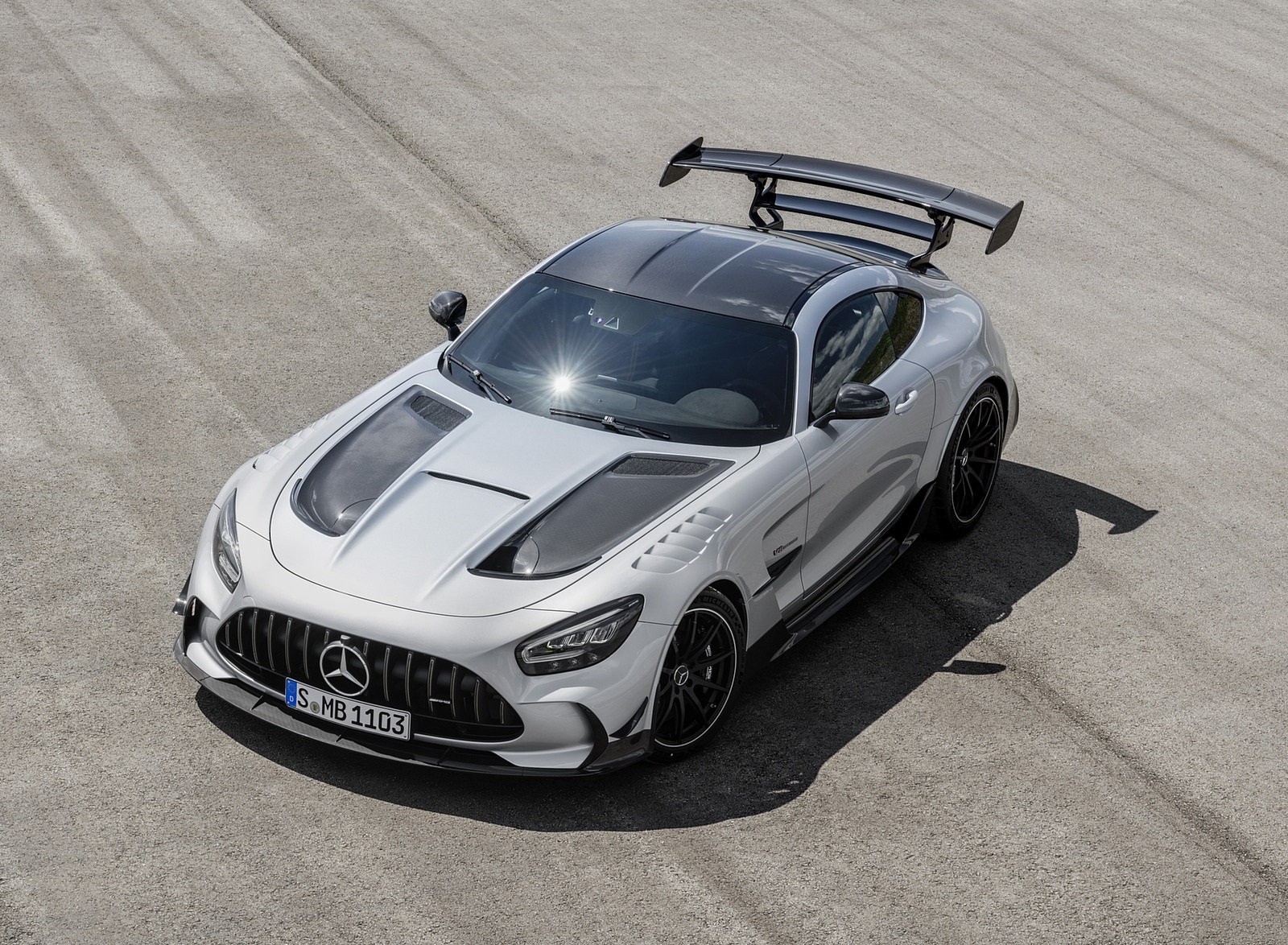 2021 Mercedes-AMG GT Black Series (Color: High Tech Silver) Front Three-Quarter Wallpapers #153 of 204