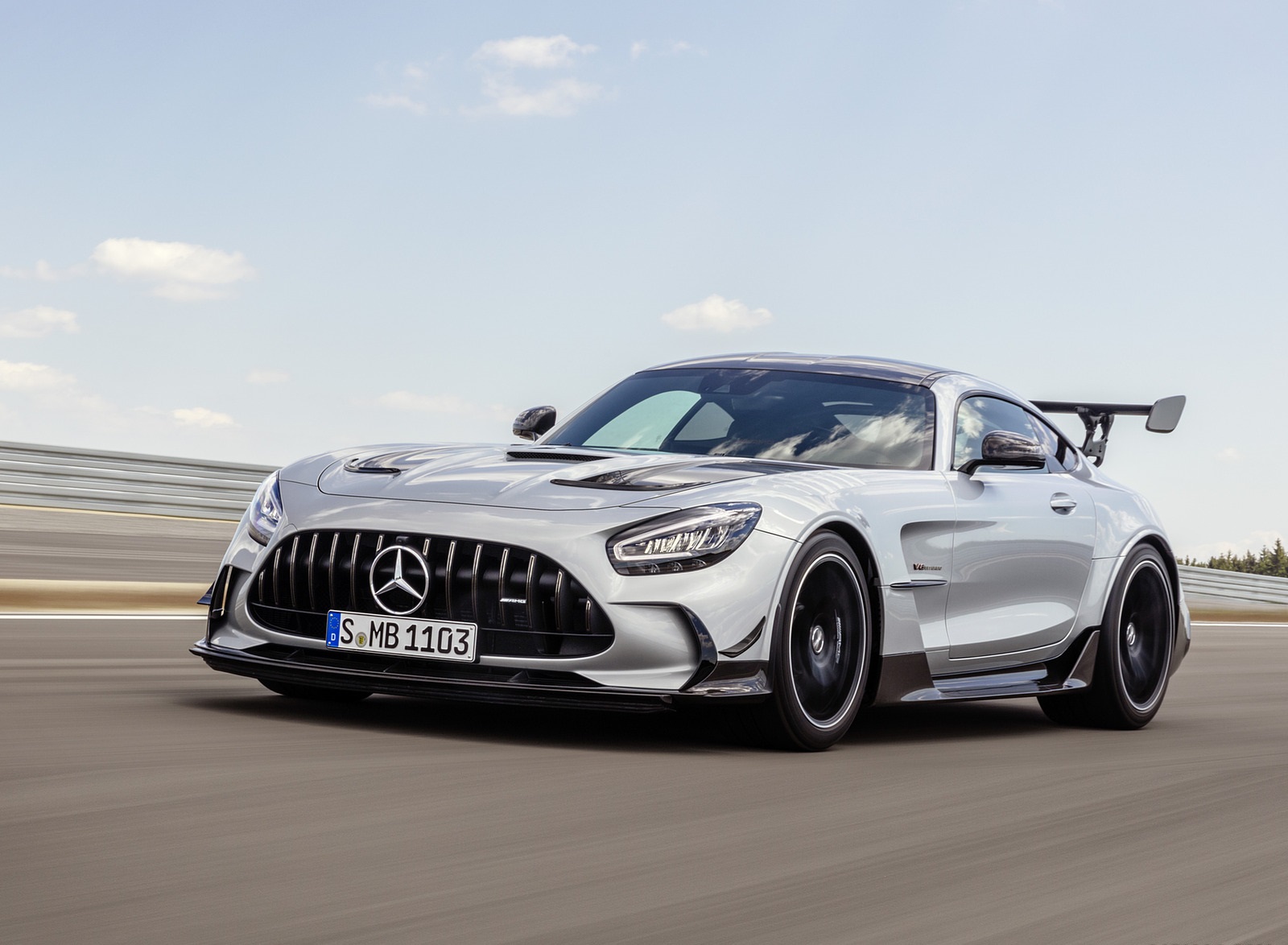 2021 Mercedes-AMG GT Black Series (Color: High Tech Silver) Front Three-Quarter Wallpapers #123 of 204