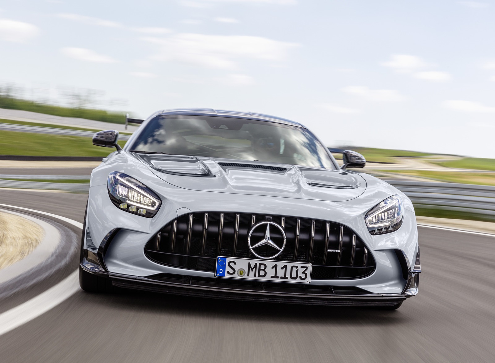 2021 Mercedes-AMG GT Black Series (Color: High Tech Silver) Front Wallpapers #129 of 204