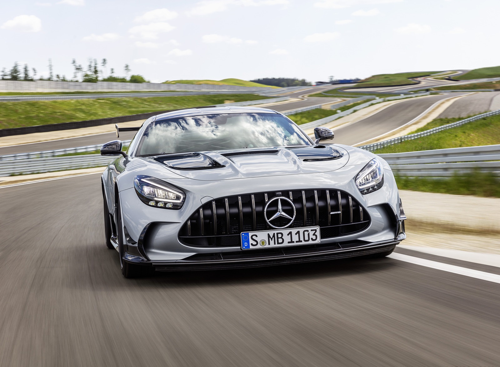 2021 Mercedes-AMG GT Black Series (Color: High Tech Silver) Front Wallpapers #139 of 204