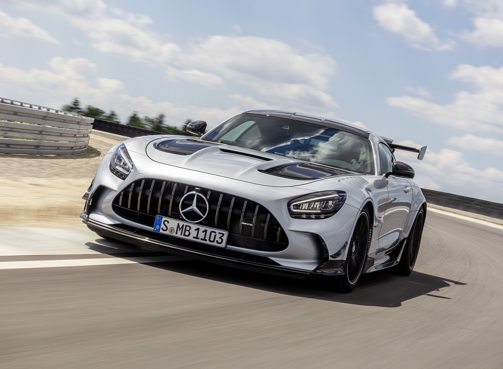 2021 Mercedes-AMG GT Black Series (Color: High Tech Silver) Front Wallpapers #130 of 204