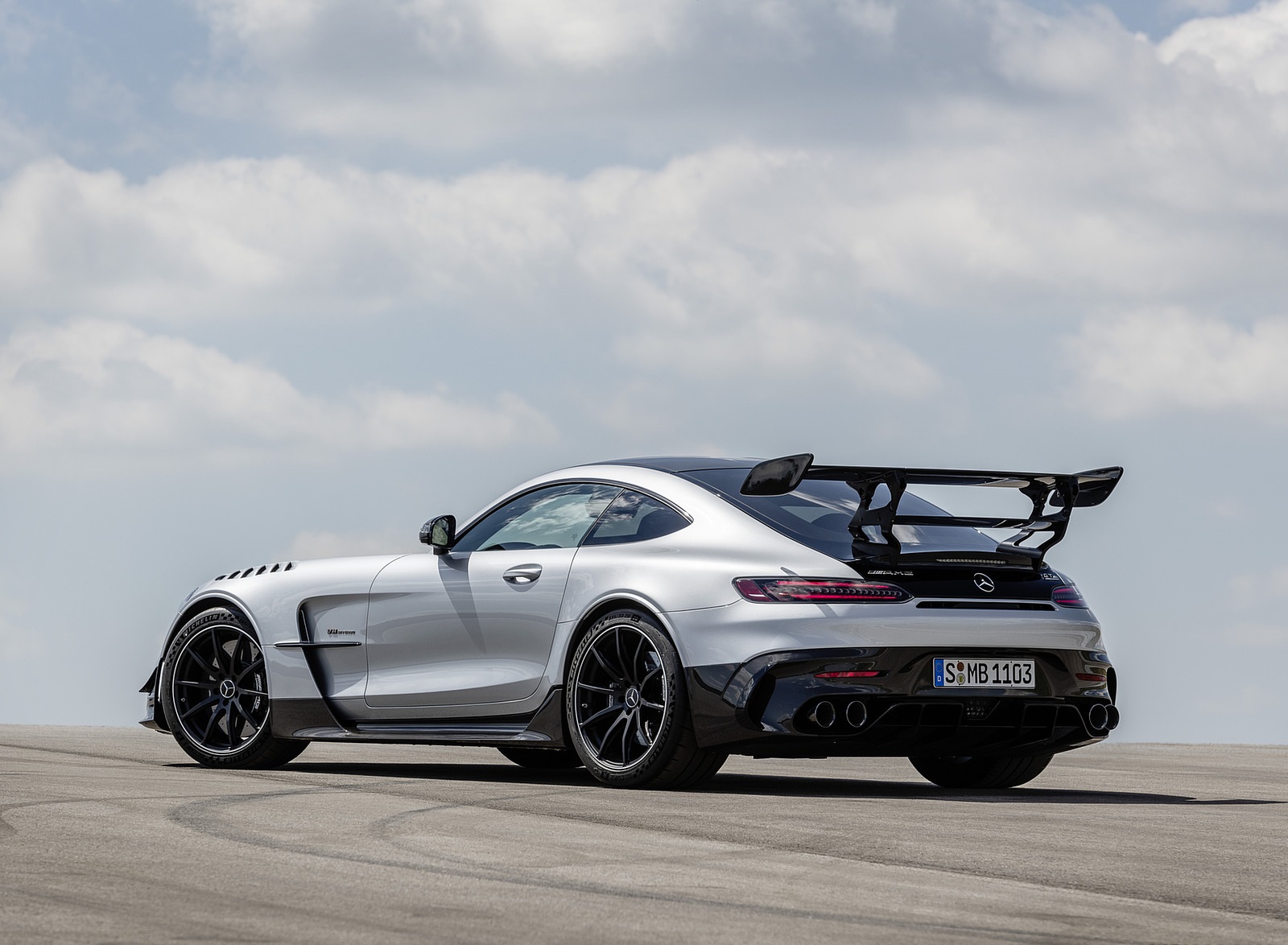 2021 Mercedes-AMG GT Black Series (Color: High Tech Silver) Rear Three-Quarter Wallpapers #156 of 204