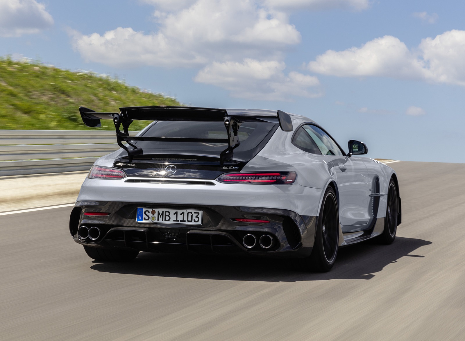 2021 Mercedes-AMG GT Black Series (Color: High Tech Silver) Rear Wallpapers #141 of 204