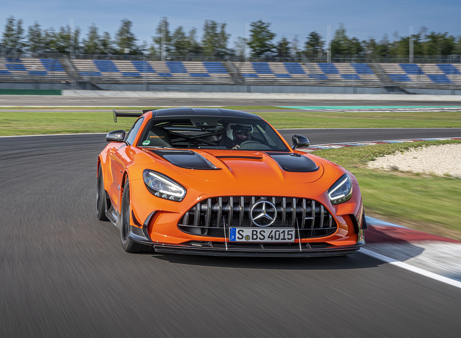 2021 Mercedes-AMG GT Black Series (Color: Magma Beam) Front Wallpapers #11 of 204