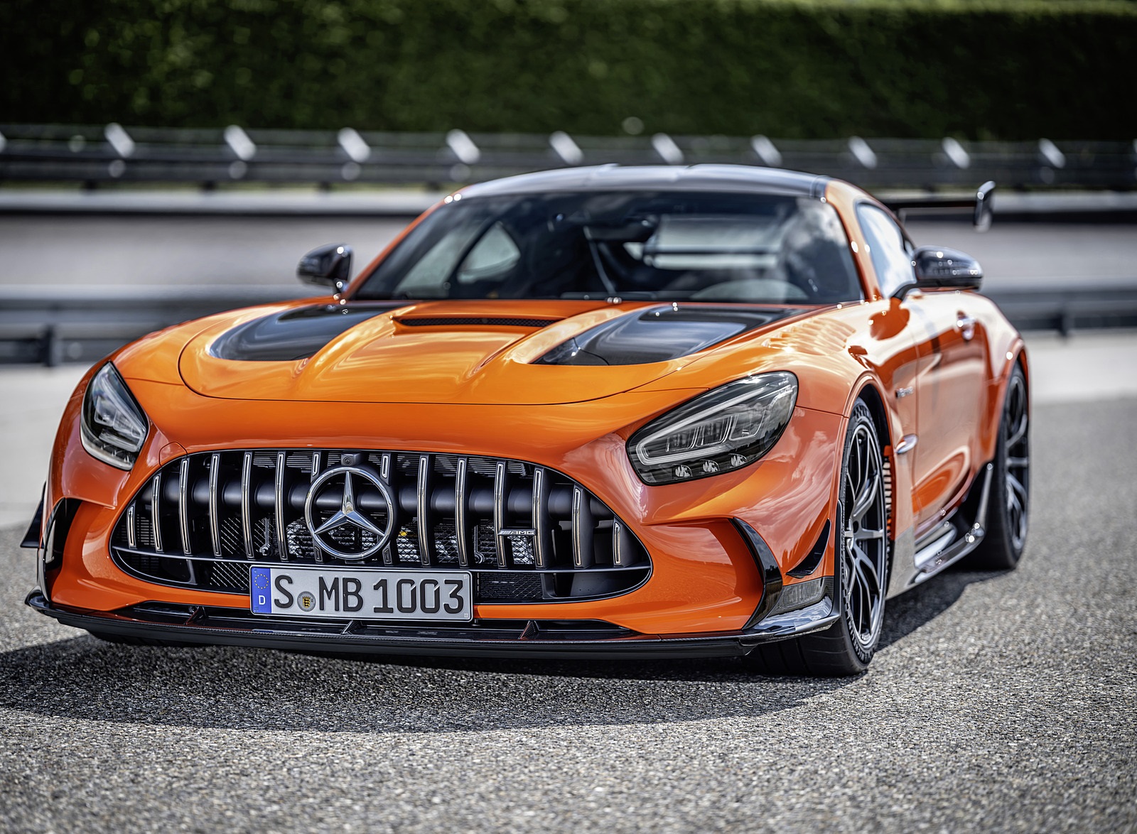 2021 Mercedes-AMG GT Black Series (Color: Magma Beam) Front Wallpapers #54 of 204