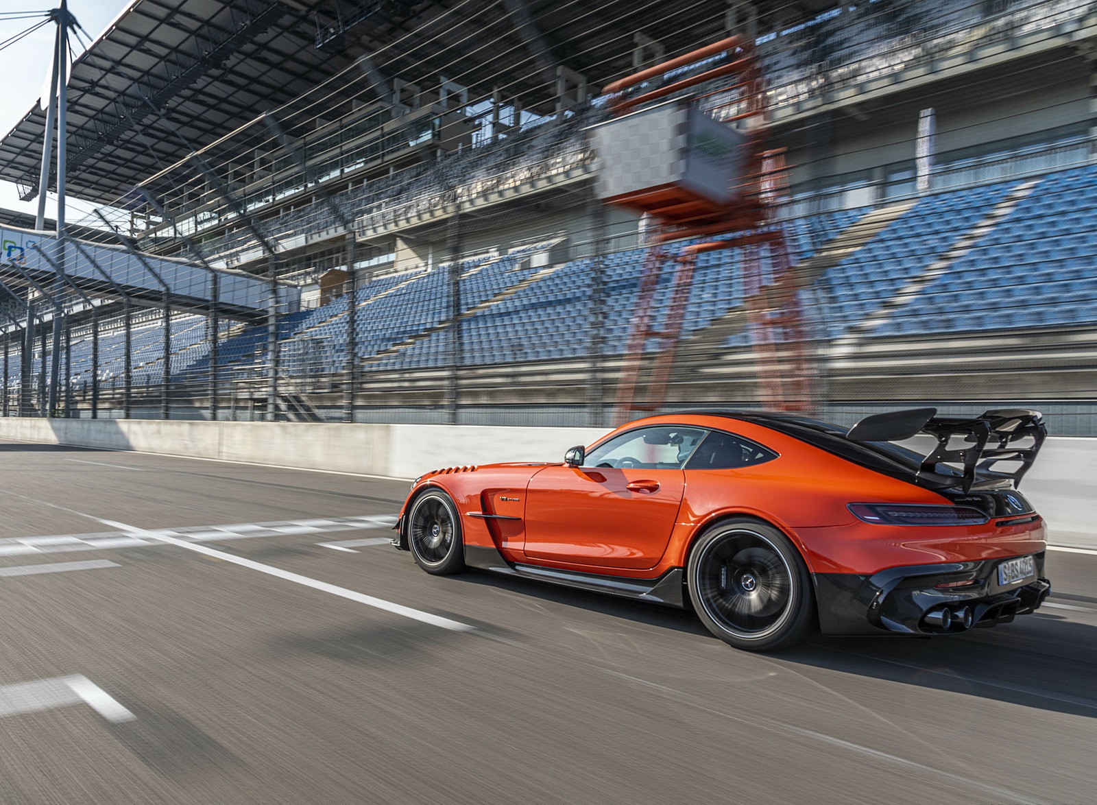 2021 Mercedes-AMG GT Black Series (Color: Magma Beam) Rear Three-Quarter Wallpapers #23 of 204