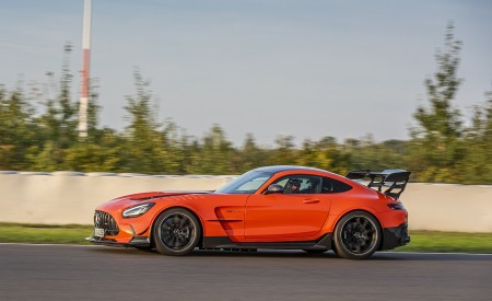 2021 Mercedes-AMG GT Black Series (Color: Magma Beam) Side Wallpapers 450x275 (31)