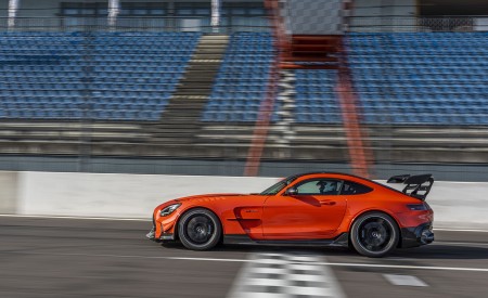2021 Mercedes-AMG GT Black Series (Color: Magma Beam) Side Wallpapers 450x275 (17)