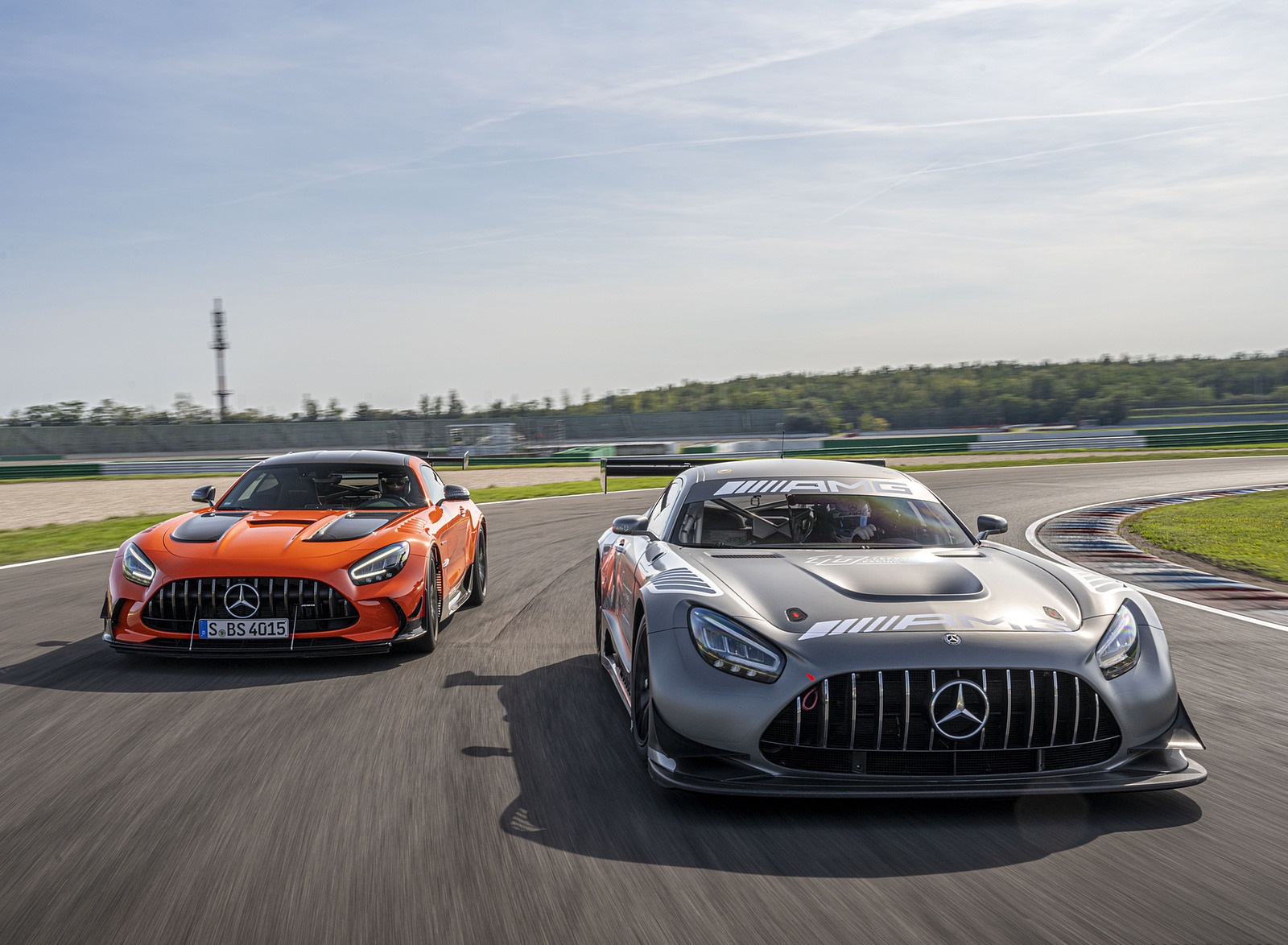 2021 Mercedes-AMG GT Black Series (Color: Magma Beam) and AMG GT3 Racing Car Wallpapers #35 of 204