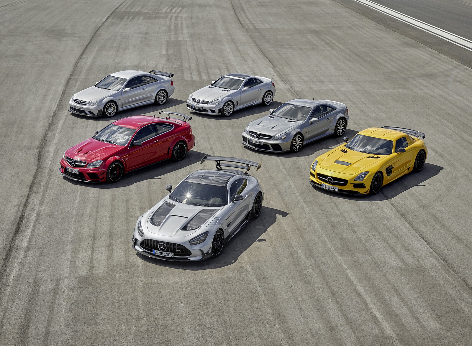 2021 Mercedes-AMG GT Black Series and Previous AMG Black Series Models Wallpapers #150 of 204