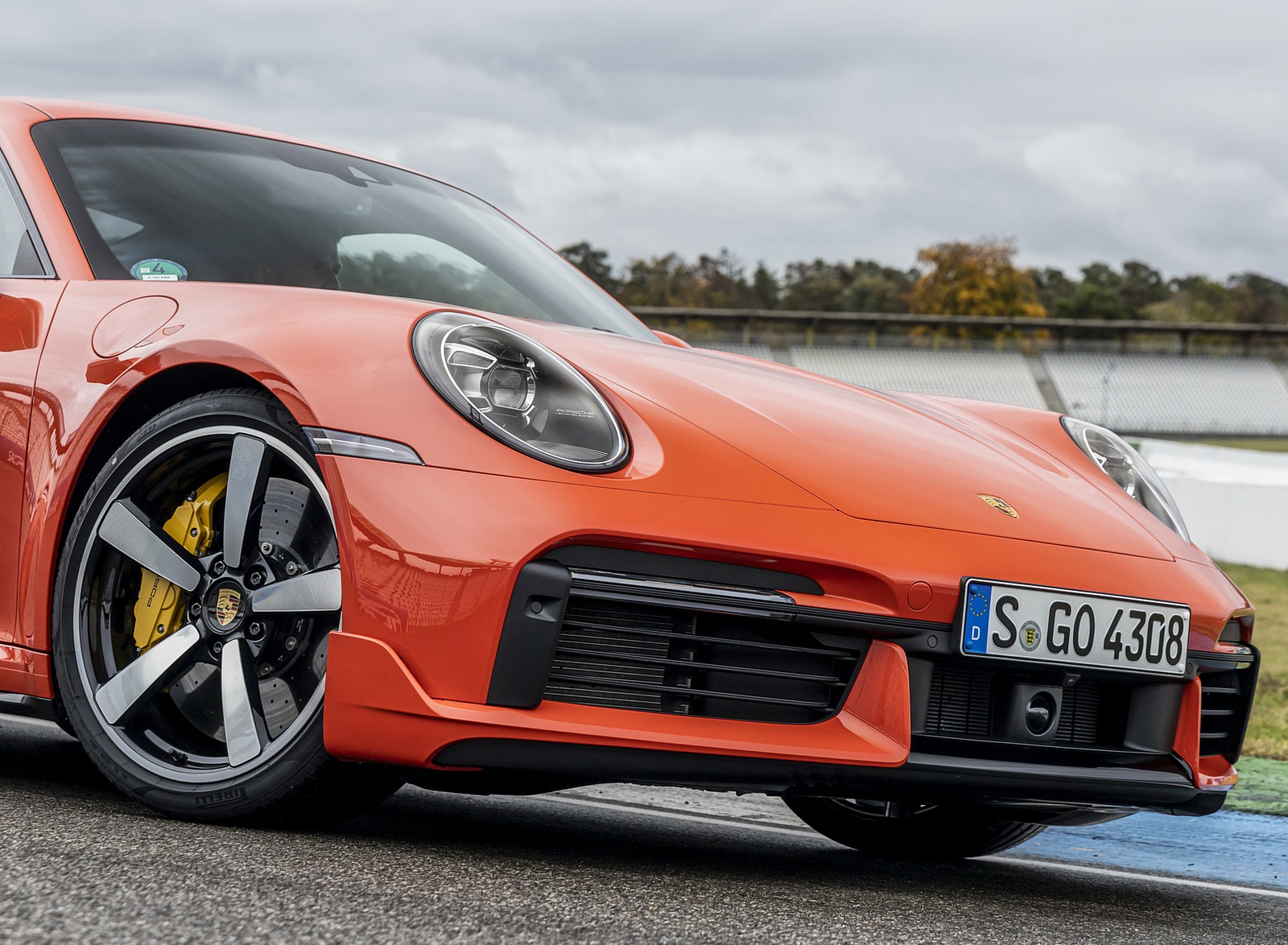2021 Porsche 911 Turbo (Color: Lava Orange) Detail Wallpapers  #98 of 225