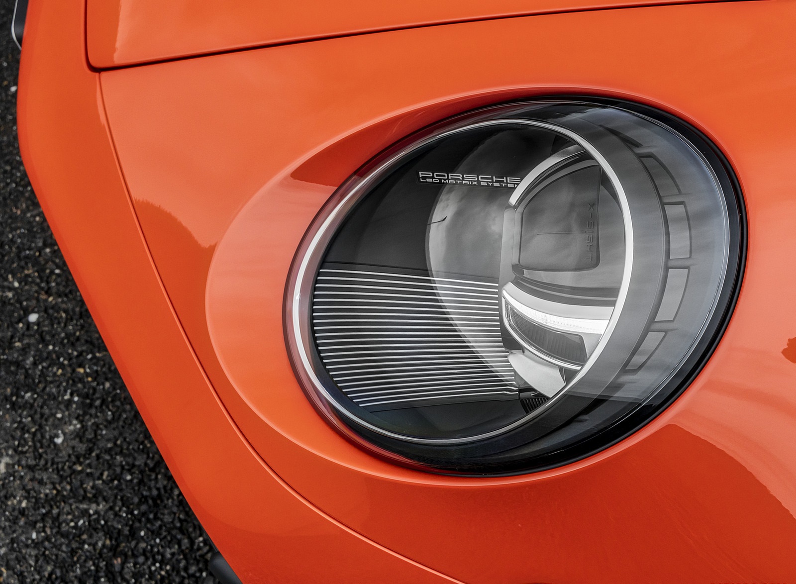 2021 Porsche 911 Turbo (Color: Lava Orange) Headlight Wallpapers #105 of 225