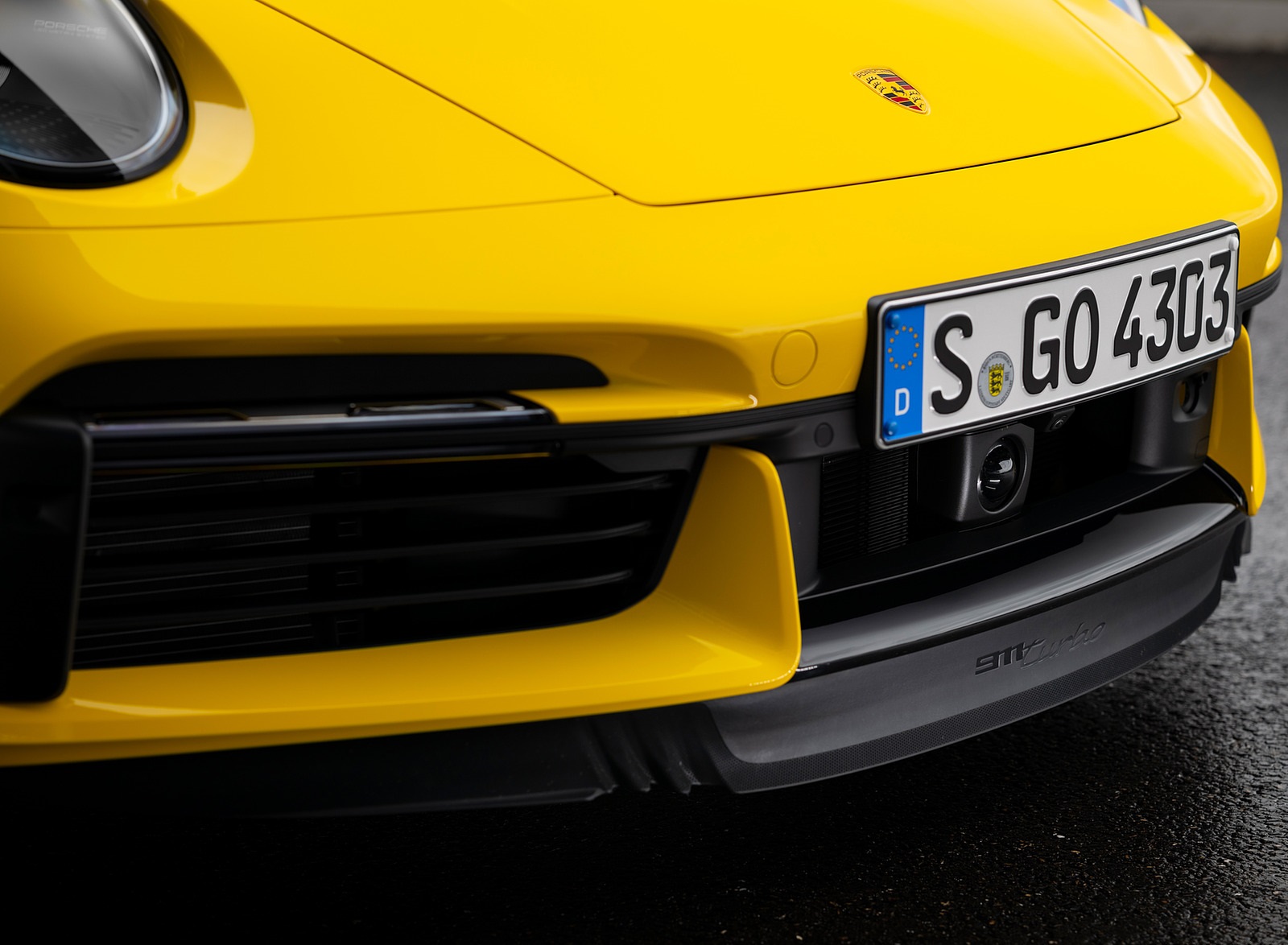 2021 Porsche 911 Turbo (Color: Racing Yellow) Detail Wallpapers  #35 of 225