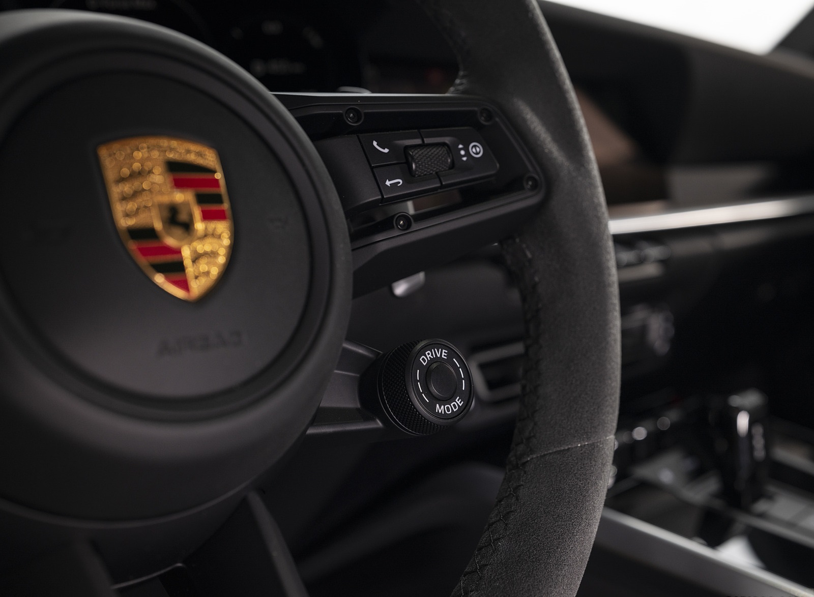 2021 Porsche 911 Turbo (Color: Racing Yellow) Interior Detail Wallpapers #43 of 225