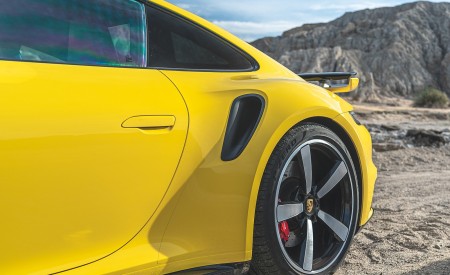 2021 Porsche 911 Turbo (Color: Racing Yellow; US-Spec) Detail Wallpapers 450x275 (172)