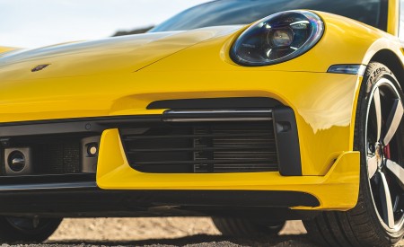 2021 Porsche 911 Turbo (Color: Racing Yellow; US-Spec) Detail Wallpapers 450x275 (168)