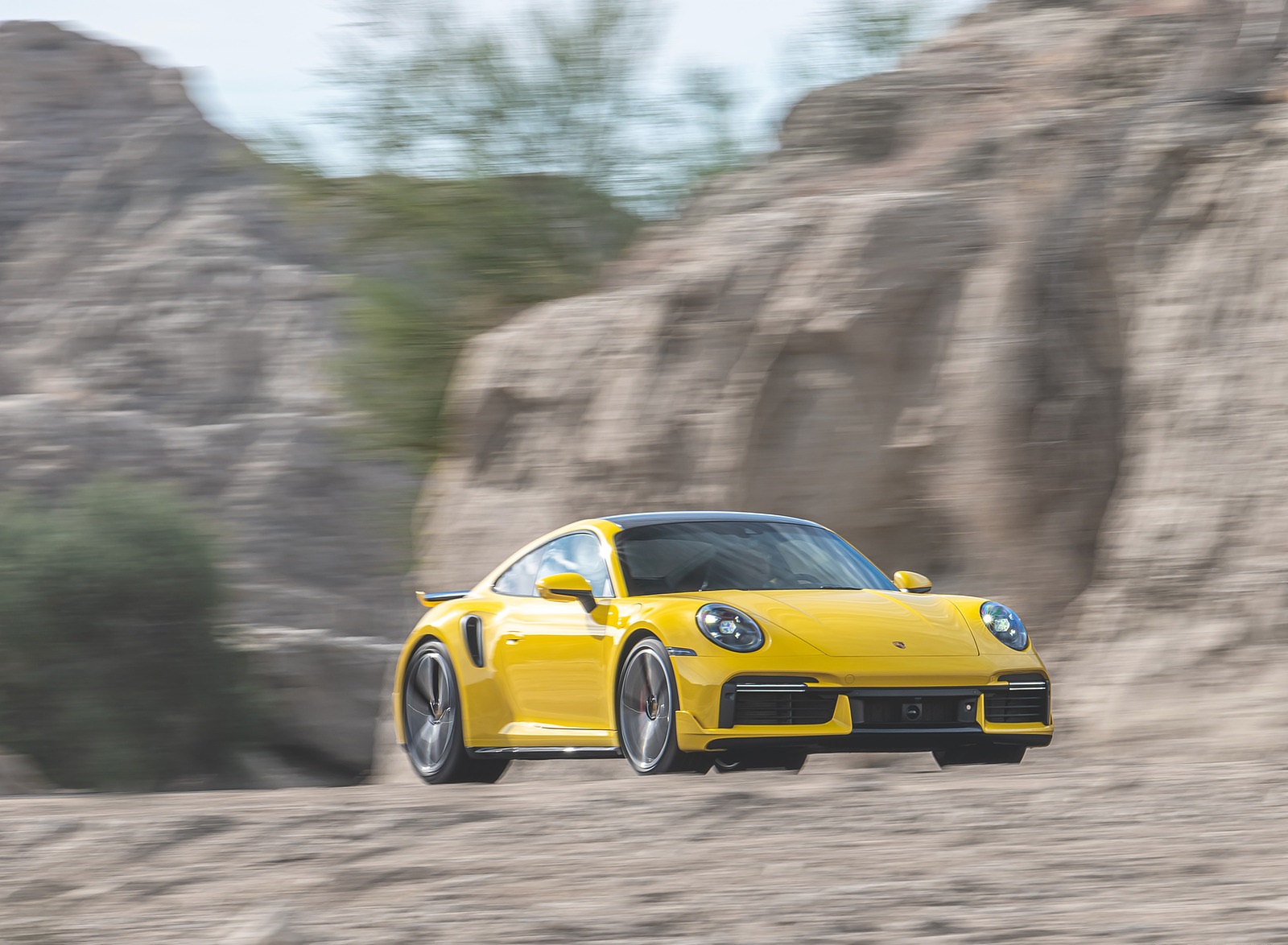 2021 Porsche 911 Turbo (Color: Racing Yellow; US-Spec) Front Three-Quarter Wallpapers #142 of 225