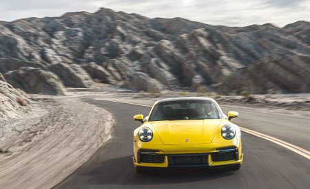 2021 Porsche 911 Turbo (Color: Racing Yellow; US-Spec) Front Wallpapers 450x275 (134)