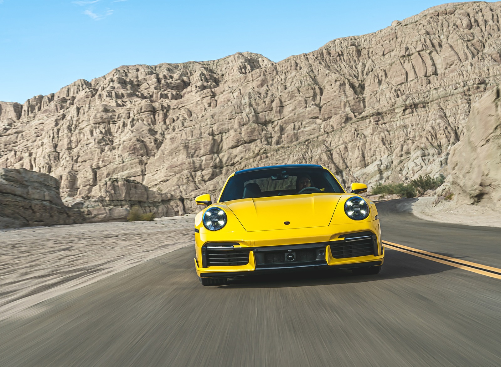 2021 Porsche 911 Turbo (Color: Racing Yellow; US-Spec) Front Wallpapers #136 of 225