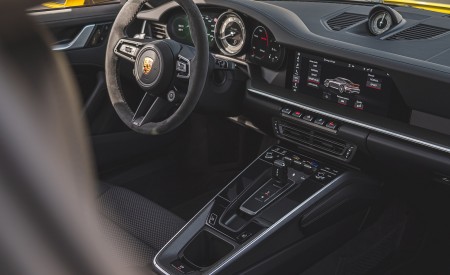 2021 Porsche 911 Turbo (Color: Racing Yellow; US-Spec) Interior Wallpapers 450x275 (198)