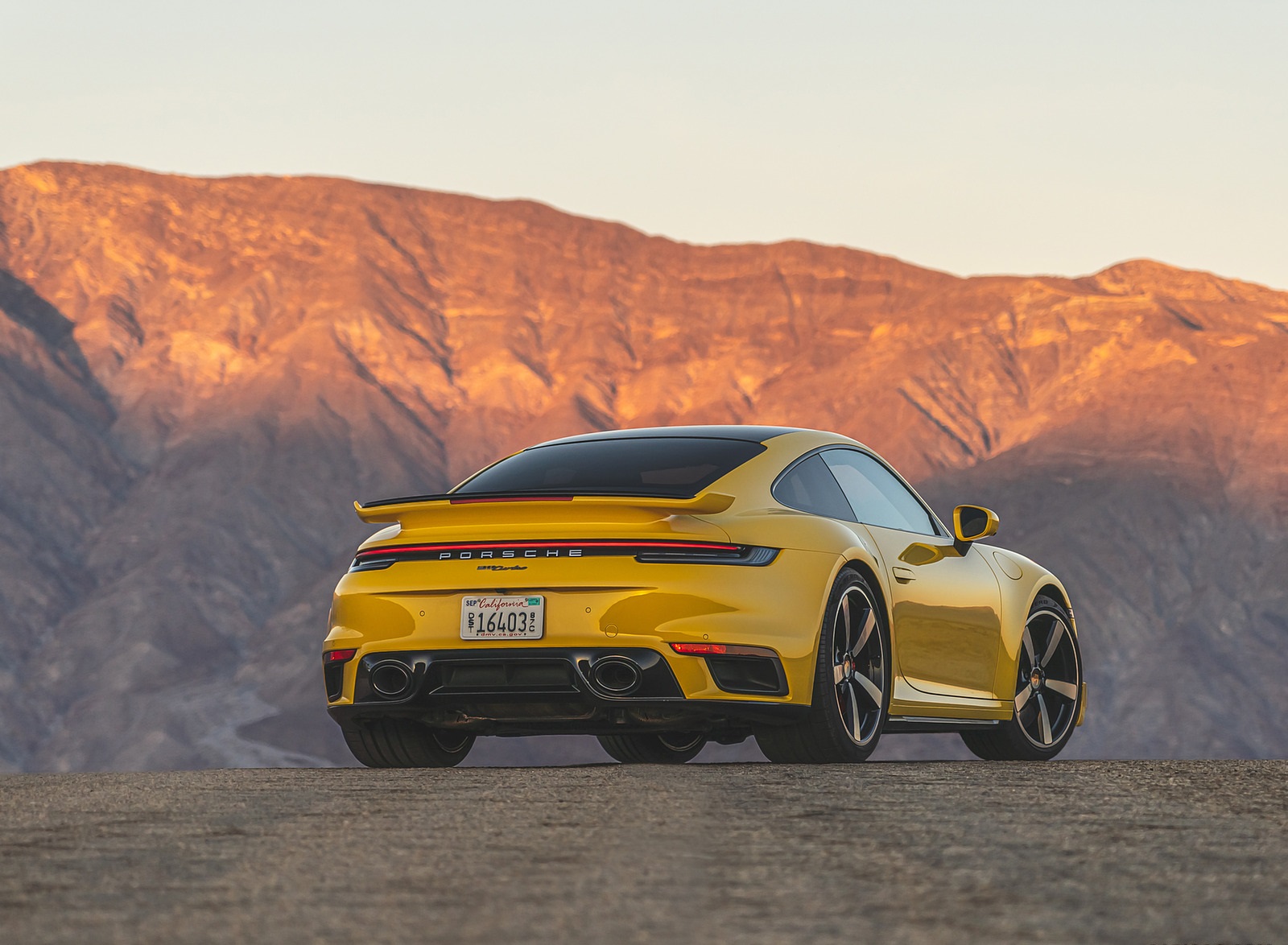 2021 Porsche 911 Turbo (Color: Racing Yellow; US-Spec) Rear Three-Quarter Wallpapers #157 of 225