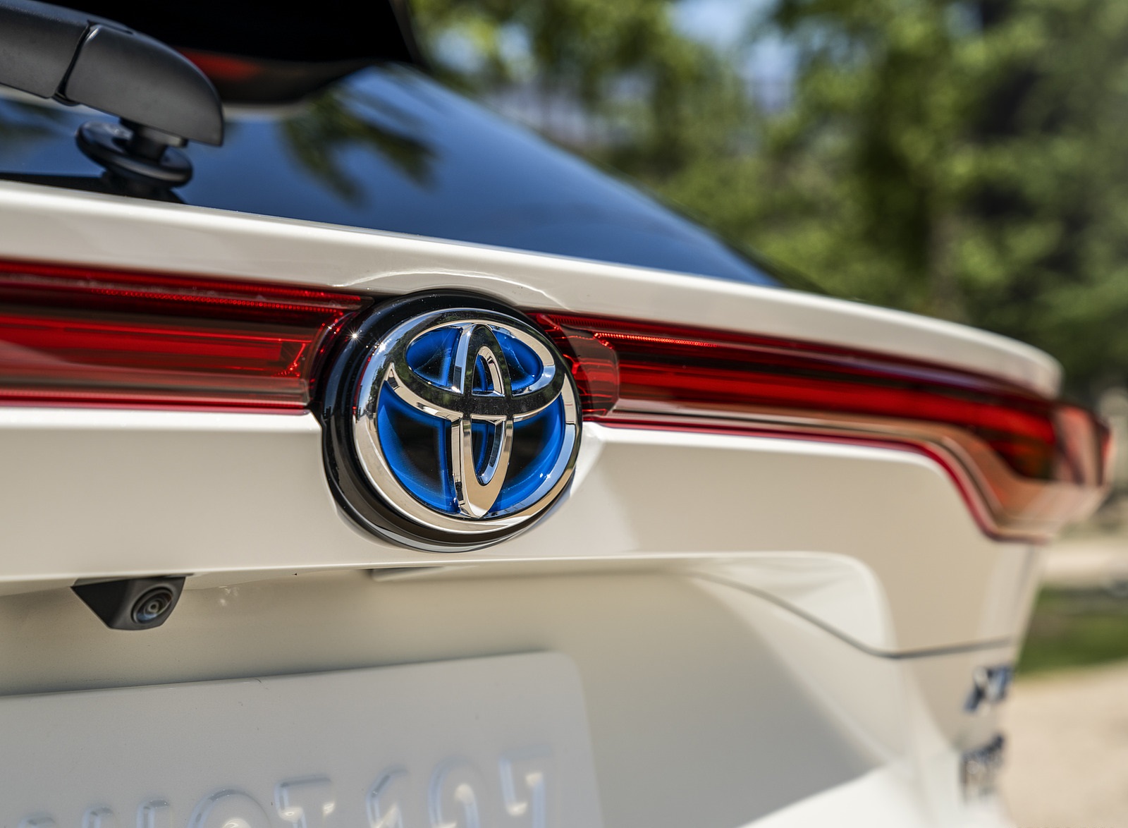 2021 Toyota Venza Hybrid XLE Badge Wallpapers #17 of 35