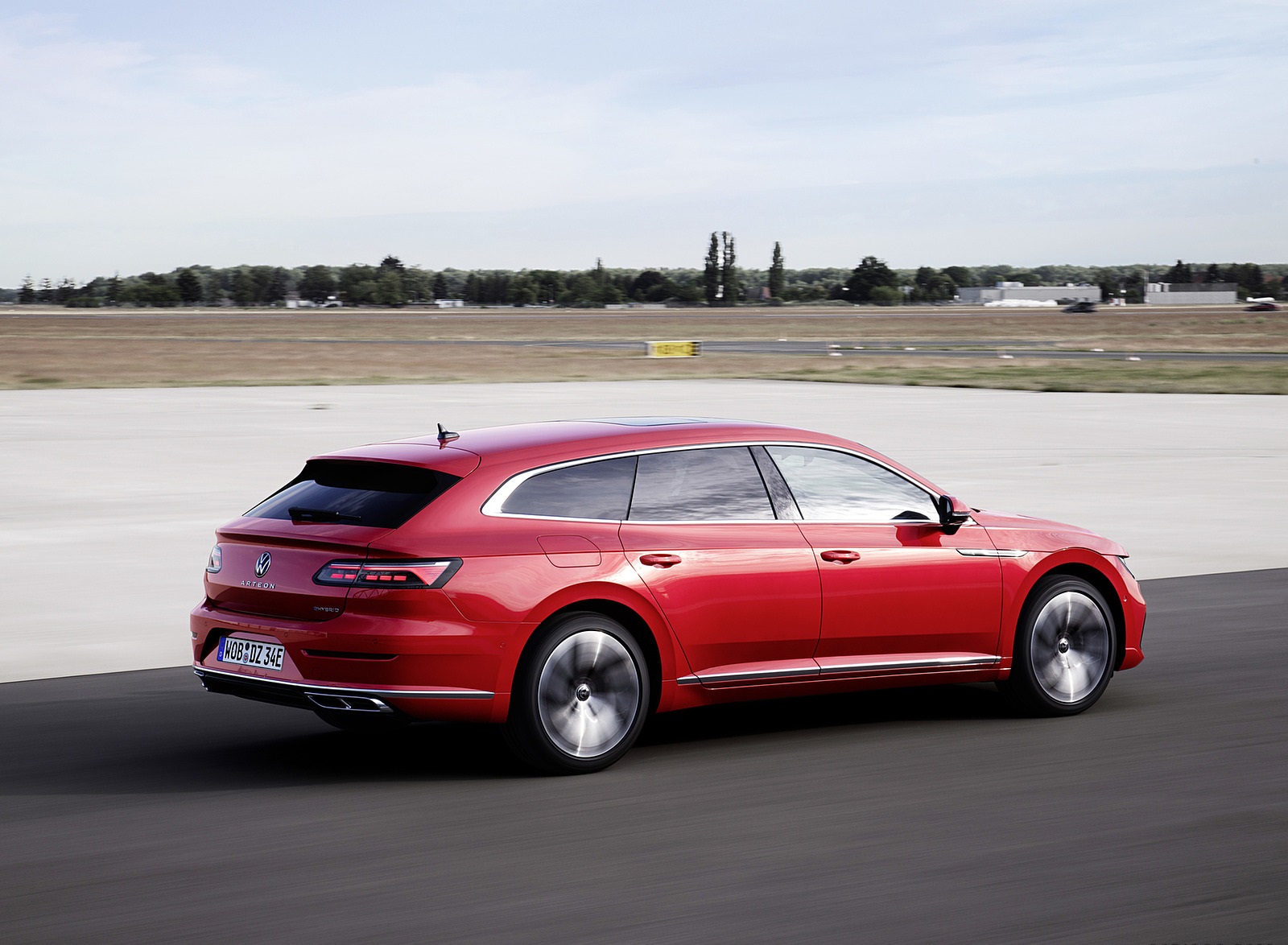 2021 Volkswagen Arteon Shooting Brake eHYBRID R-Line Rear Three-Quarter Wallpapers #2 of 16