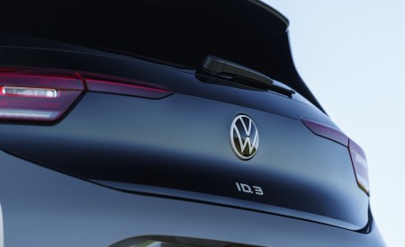 2021 Volkswagen ID.3 1st Edition (UK-Spec) Detail Wallpapers  450x275 (66)