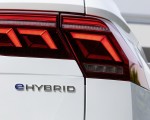 2021 Volkswagen Tiguan Plug-In Hybrid Tail Light Wallpapers 150x120 (12)