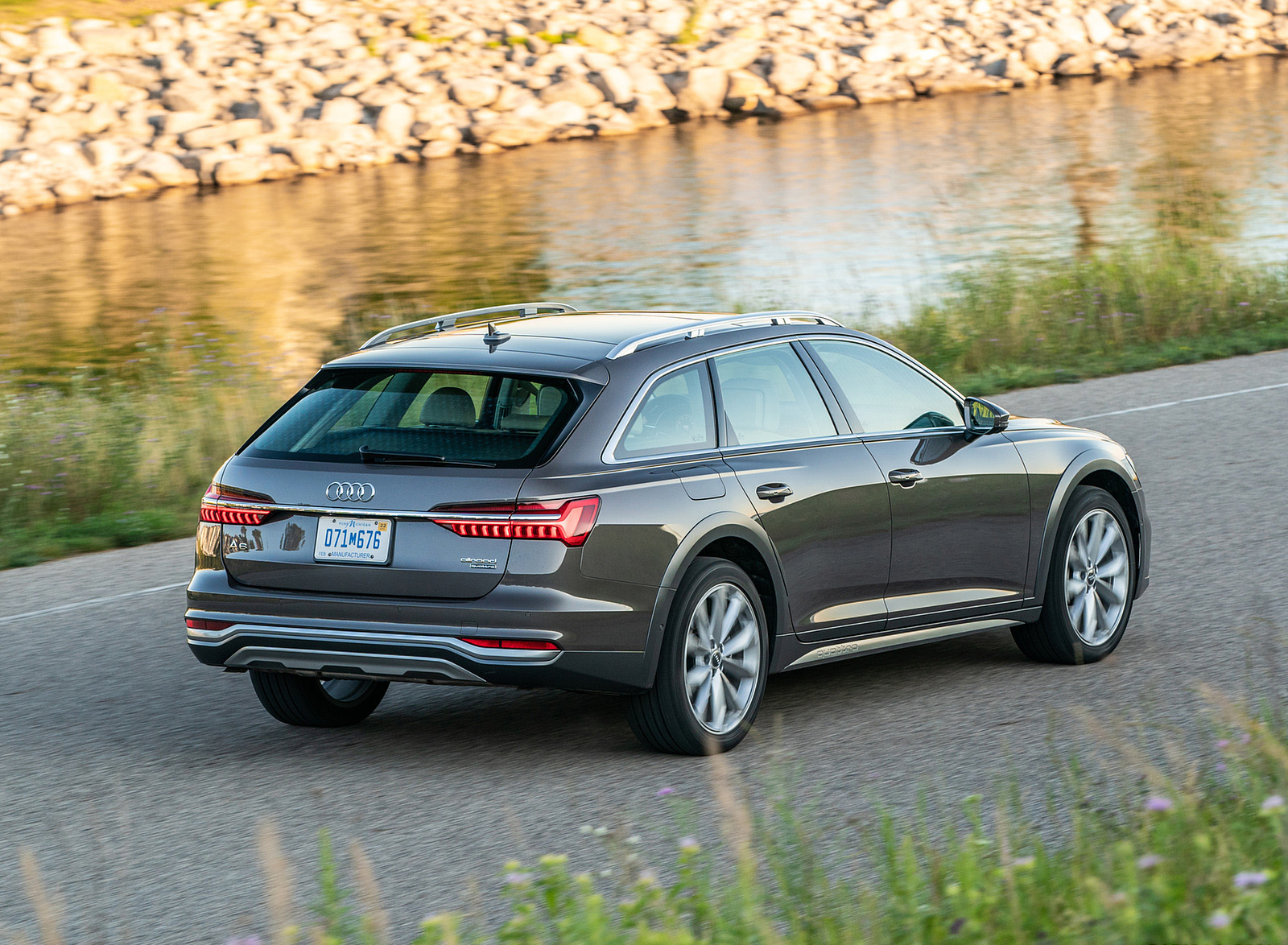 2020 Audi A6 allroad (US-Spec) Rear Three-Quarter Wallpapers #10 of 50