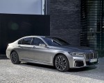 2020 BMW 7-Series 745Le xDrive Plug-In Hybrid Front Three-Quarter Wallpapers 150x120