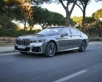 2020 BMW 7-Series 745Le xDrive Plug-In Hybrid Front Three-Quarter Wallpapers 150x120