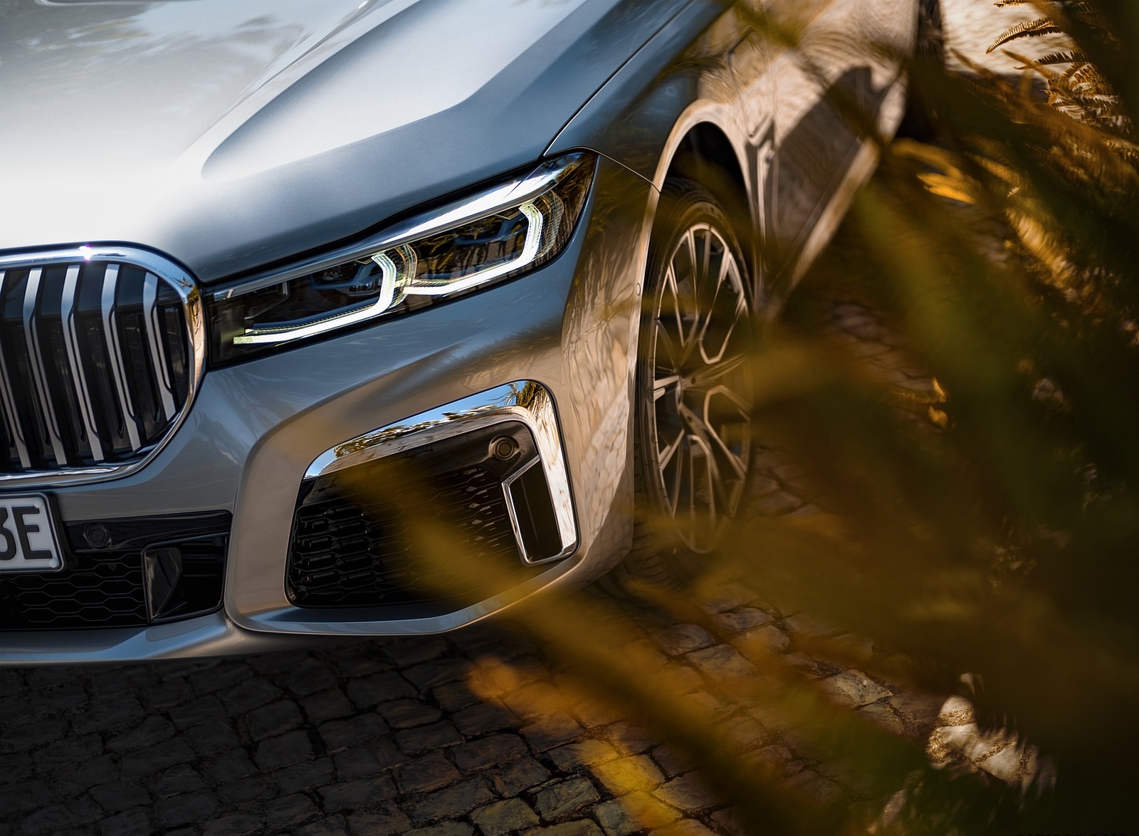 2020 BMW 7-Series 745Le xDrive Plug-In Hybrid Headlight Wallpapers #96 of 131