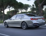 2020 BMW 7-Series 745Le xDrive Plug-In Hybrid Rear Three-Quarter Wallpapers 150x120 (18)