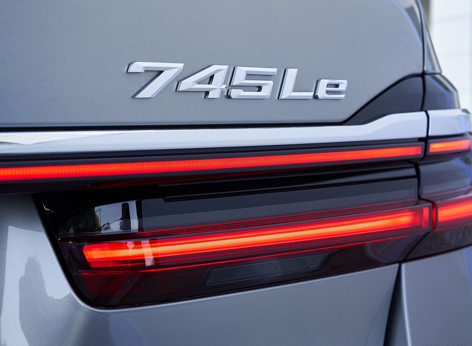 2020 BMW 7-Series 745Le xDrive Plug-In Hybrid Tail Light Wallpapers #40 of 131