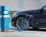 2020 BMW 7-Series Plug-In Hybrid Charging Wallpapers 150x120