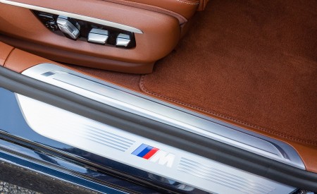 2020 BMW 7-Series Plug-In Hybrid Door Sill Wallpapers 450x275 (128)