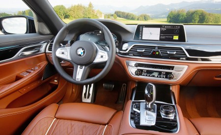 2020 BMW 7-Series Plug-In Hybrid Interior Cockpit Wallpapers 450x275 (129)