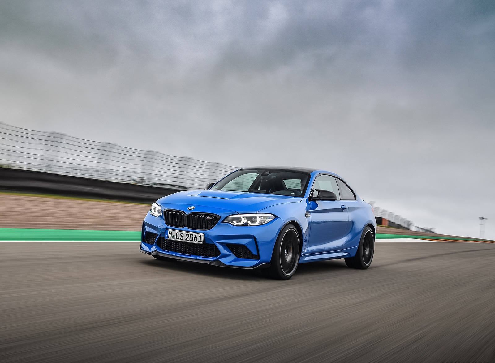 2020 BMW M2 CS Coupe Front Three-Quarter Wallpapers  #17 of 184