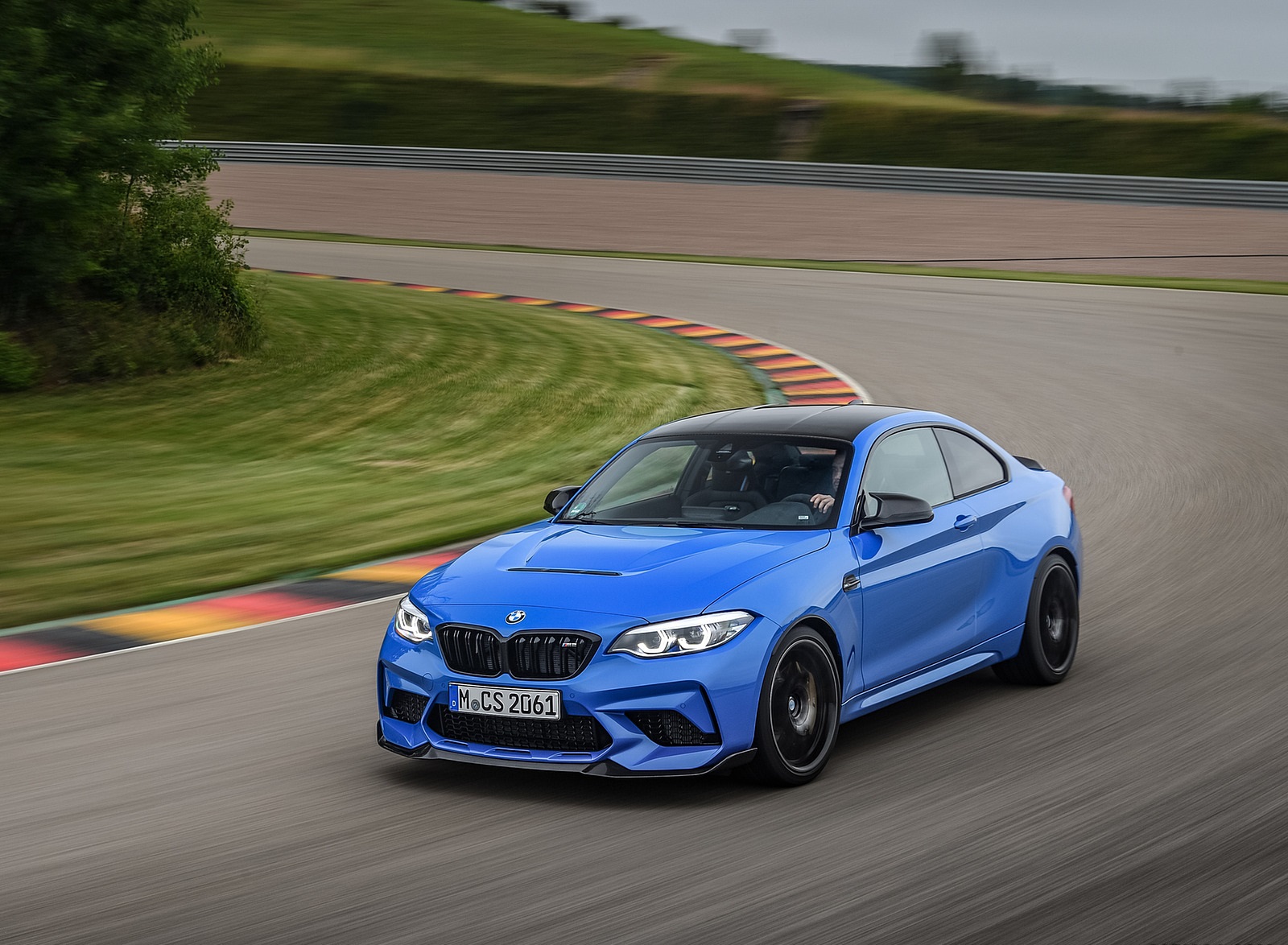 2020 BMW M2 CS Coupe Front Three-Quarter Wallpapers  #6 of 184