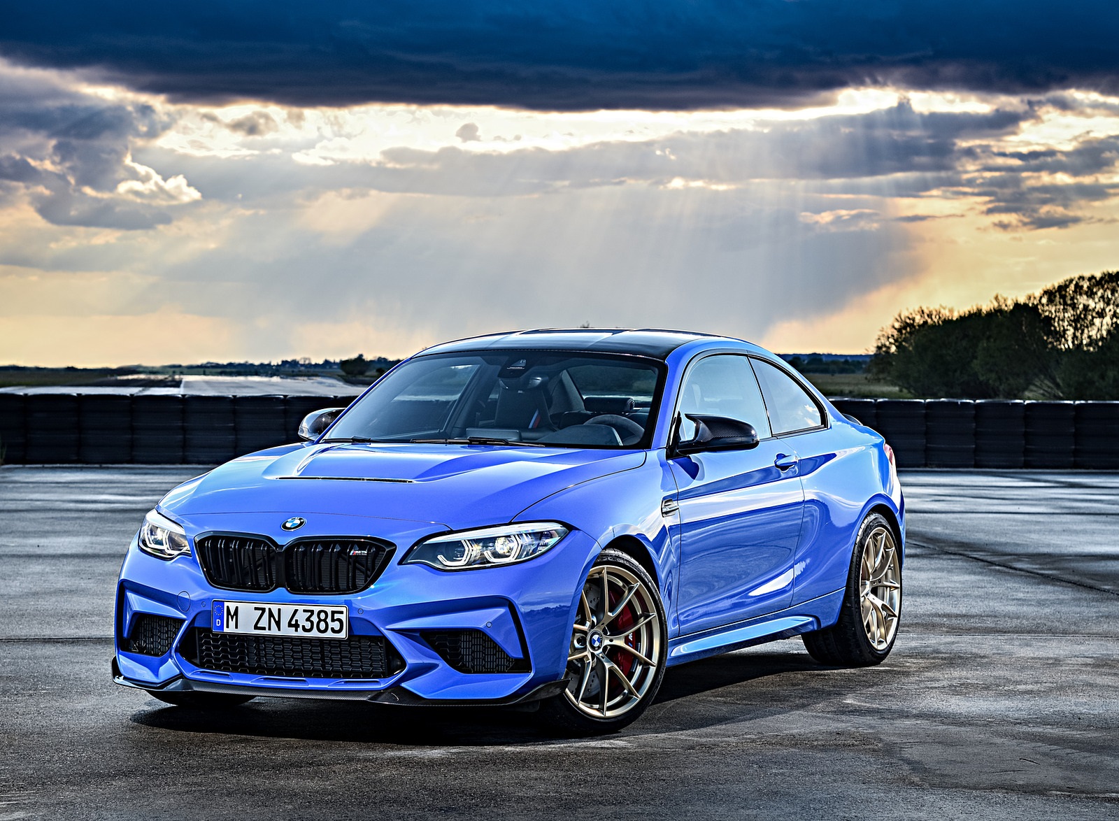 2020 BMW M2 CS Coupe Front Three-Quarter Wallpapers  #44 of 184