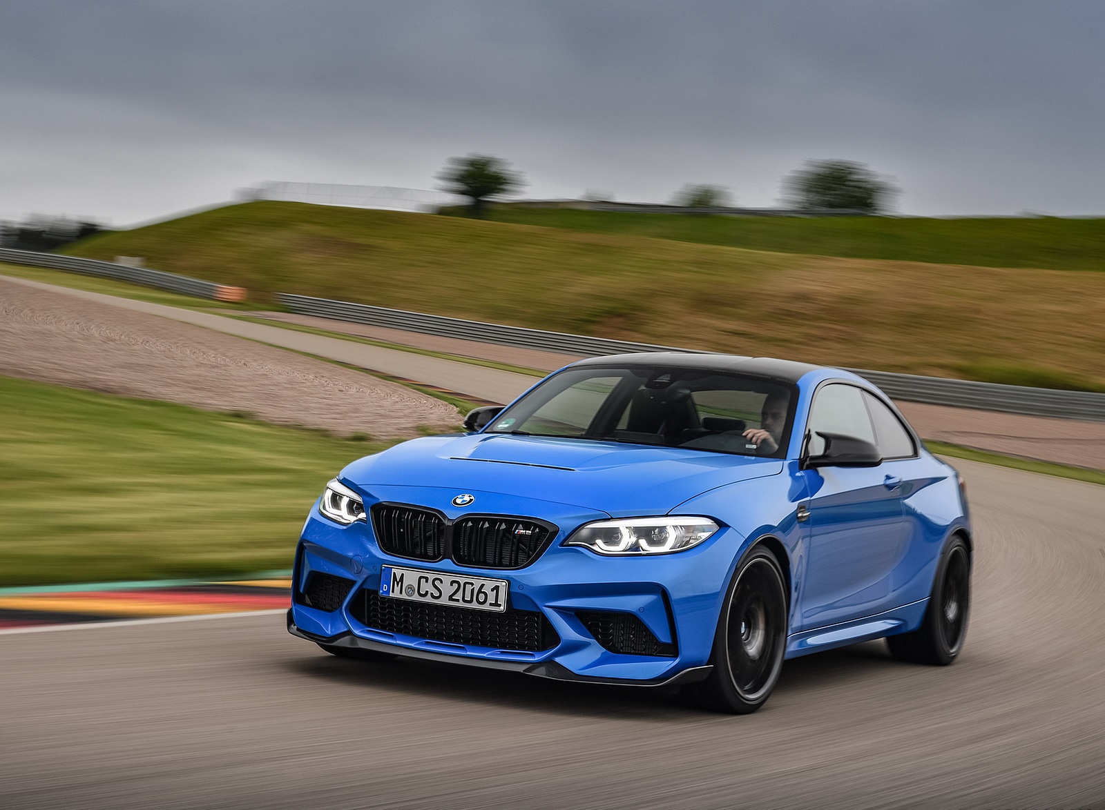 2020 BMW M2 CS Coupe Front Three-Quarter Wallpapers  #10 of 184