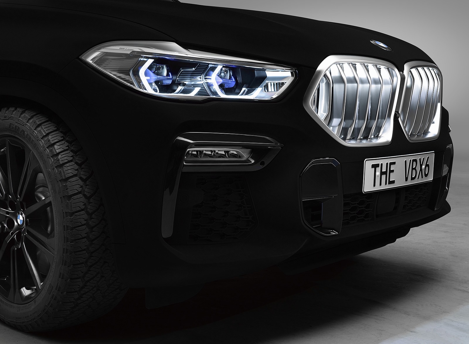 2020 BMW X6 Vantablack Headlight Wallpapers (6)