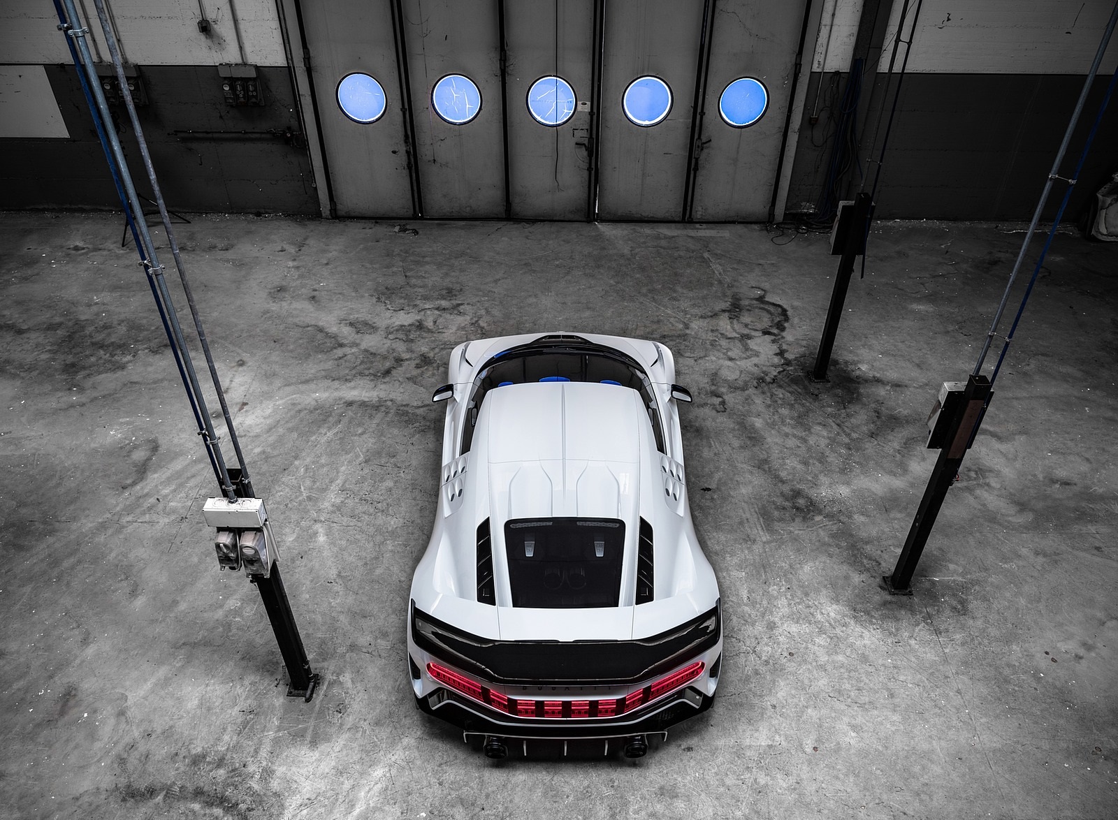 2020 Bugatti Centodieci Rear Wallpapers (4)