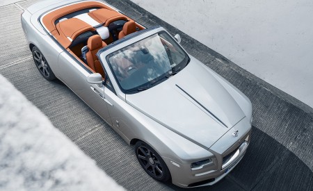 2020 Rolls-Royce Dawn Silver Bullet Front Three-Quarter Wallpapers 450x275 (8)