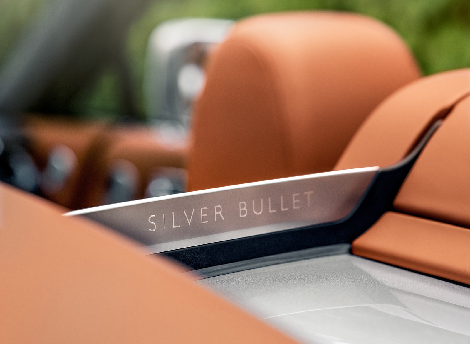 2020 Rolls-Royce Dawn Silver Bullet Interior Detail Wallpapers #14 of 15