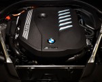 2021 BMW 545e xDrive Engine Wallpapers  150x120
