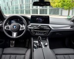 2021 BMW 545e xDrive Interior Cockpit Wallpapers  150x120