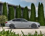 2021 BMW 545e xDrive Side Wallpapers 150x120