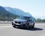 2021 BMW X1 xDrive25e Front Three-Quarter Wallpapers 150x120